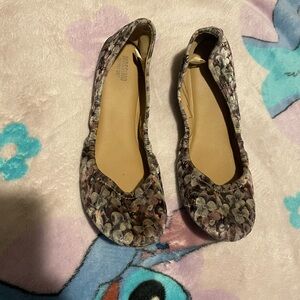 🩴2/$35 Mossimo Supply Co. Women's Floral Print Flats - Brown and Purple